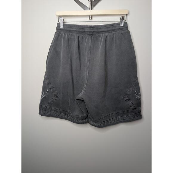 Mitchell & Ness NBA Hardwood Classic Washed Out Sweatshort 97-98 Chicago Bulls M - Picture 4 of 11